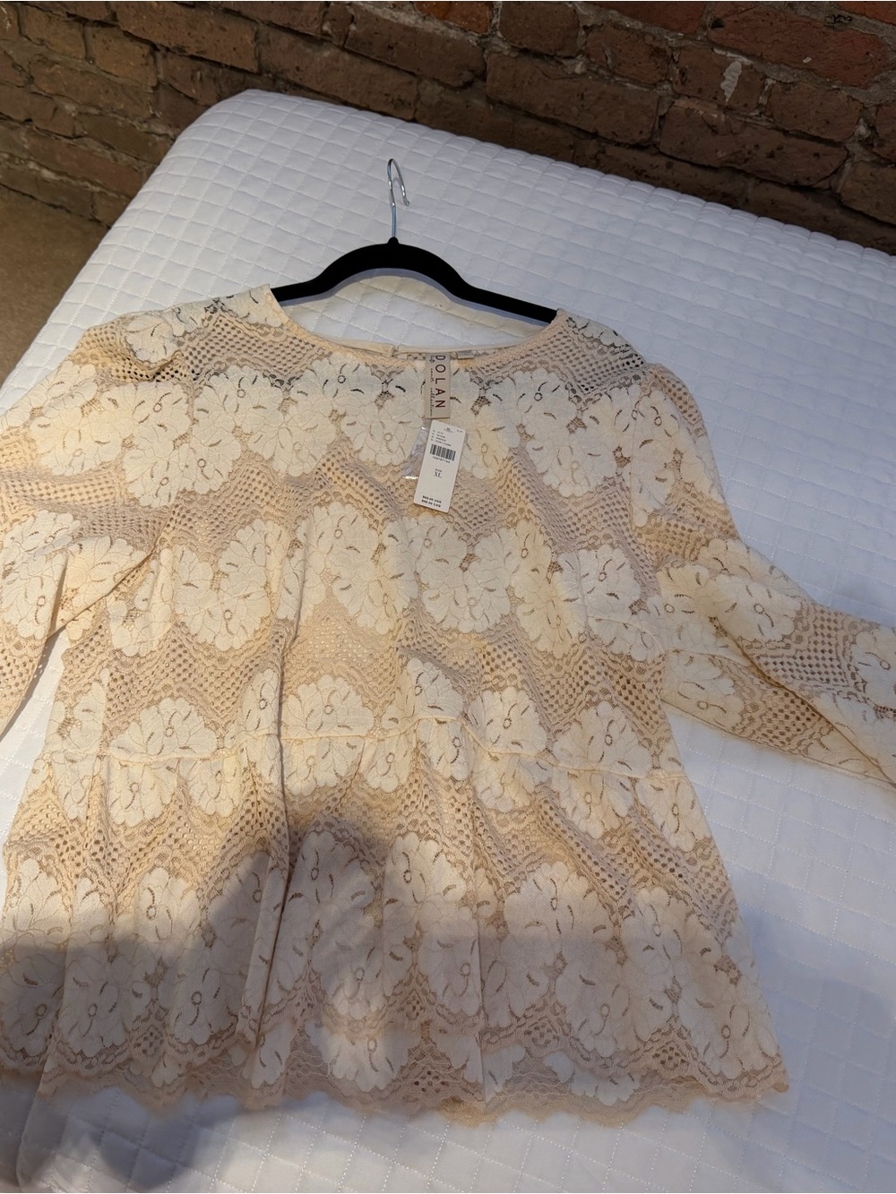 dolan Cream Floral Crochet Lace Blouse - Picture 3 of 4
